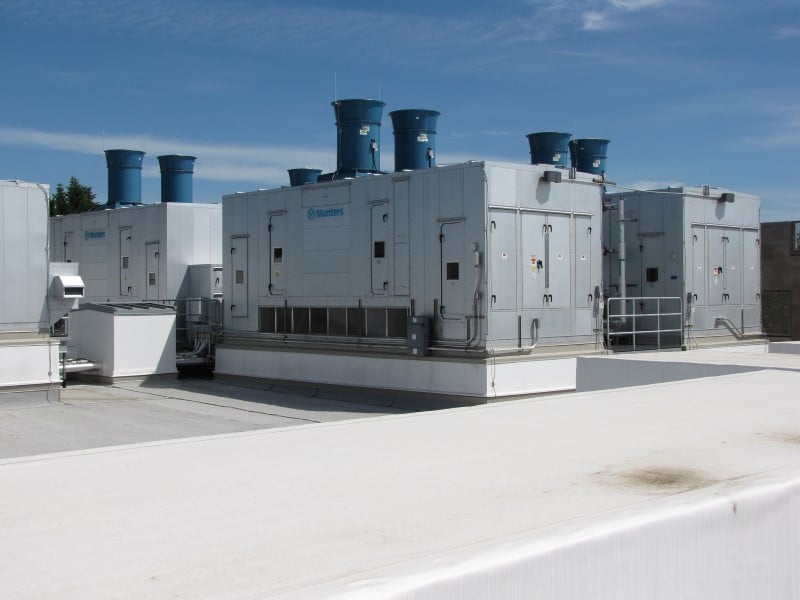 Rooftop View of Munters IASE Units at Mentor Graphics.JPG