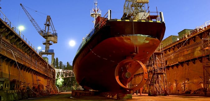 Stavba lodí a námořní průmysl